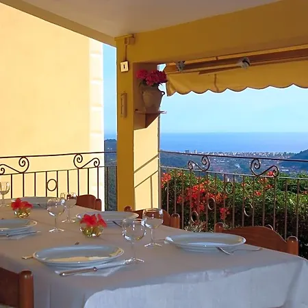 Bella Vista Carasco